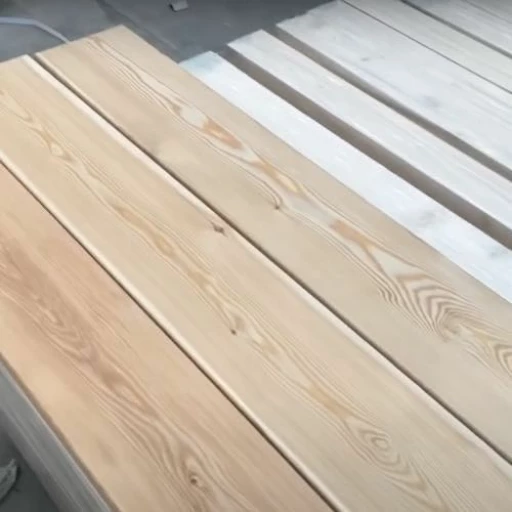 Доска террасная лиственница гладкая 34*120*5000, сорт ВС (0,6м2)