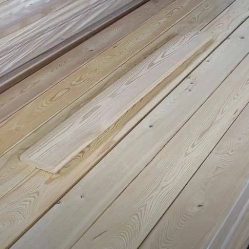 Доска террасная лиственница гладкая 34*90*2000, сорт АВ (0,18м2)