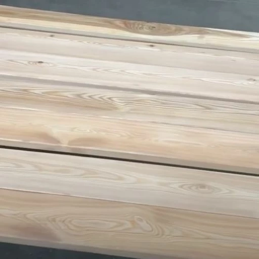 Доска террасная лиственница гладкая 34*190*4000, сорт АВС (0,76м2)