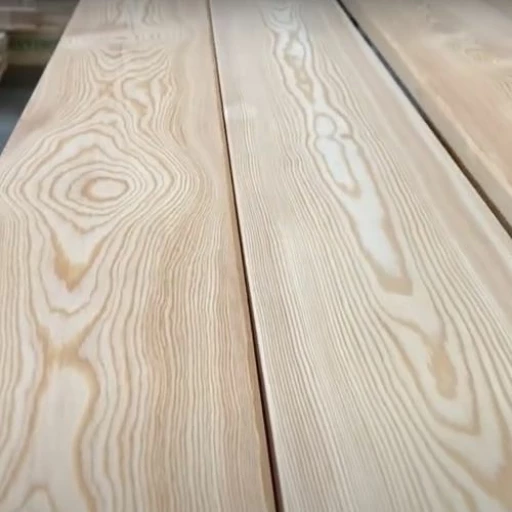 Доска террасная лиственница гладкая 45*90*4000, сорт Э (0,36м2)